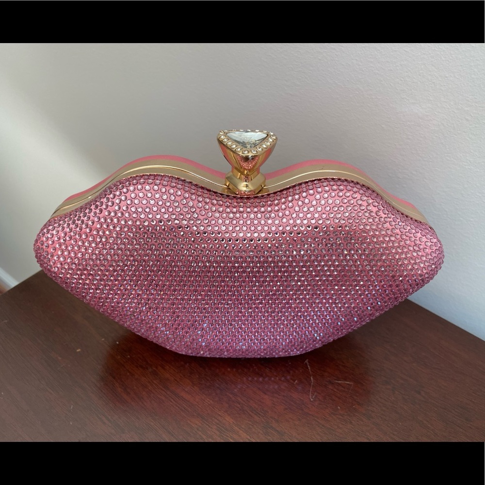 Y2k Lip Purse, bratz purse, rhinestone clutch purse